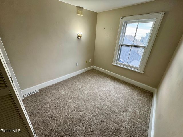 352 Hamilton Street, Albany, NY 12210