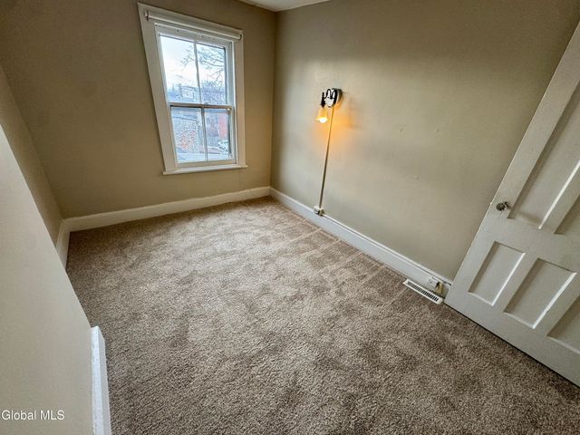 352 Hamilton Street, Albany, NY 12210