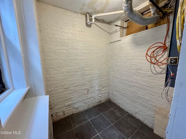 352 Hamilton Street, Albany, NY 12210