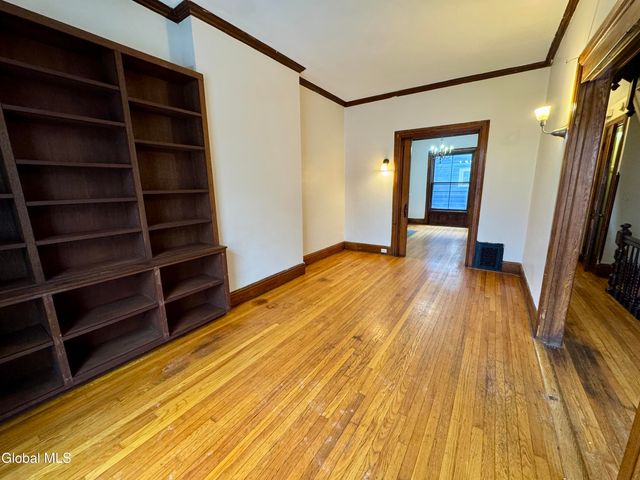 352 Hamilton Street, Albany, NY 12210