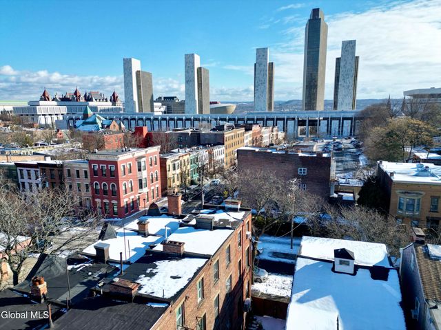 352 Hamilton Street, Albany, NY 12210