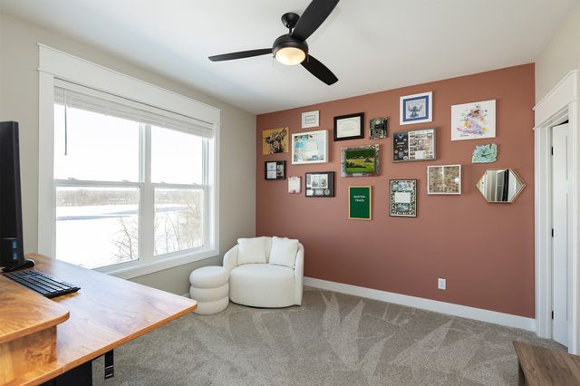 811 Ledgestone Court, Polk City, IA 50226