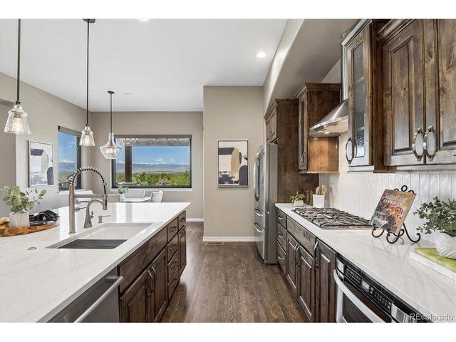 247 Meadow View Pkwy, Erie, CO 80516
