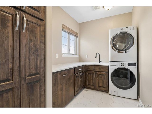 247 Meadow View Pkwy, Erie, CO 80516