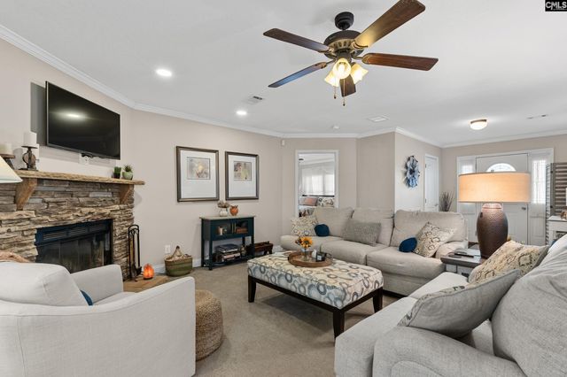 175 Elvington Ln, Lexington, SC 29073