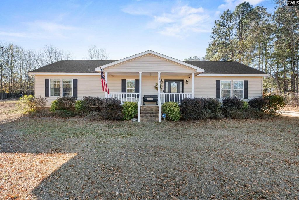 175 Elvington Ln, Lexington, SC 29073