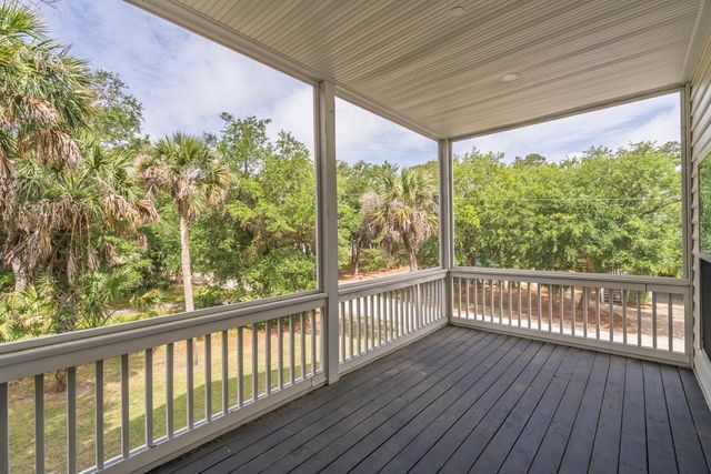 3332 Myrtle Street, Edisto Island, SC 29438