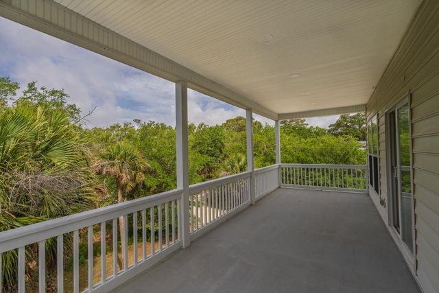 3332 Myrtle Street, Edisto Island, SC 29438