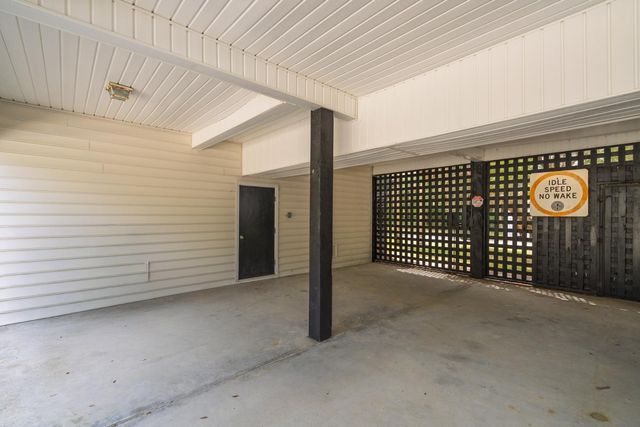 3332 Myrtle Street, Edisto Island, SC 29438