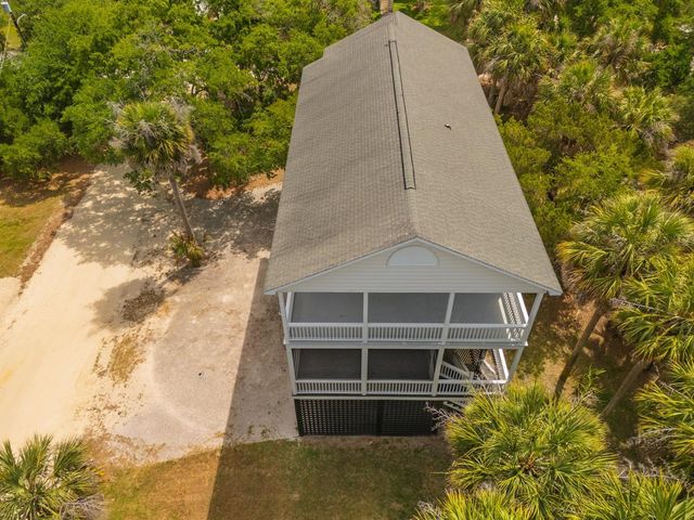 3332 Myrtle Street, Edisto Island, SC 29438