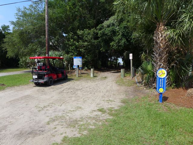 3332 Myrtle Street, Edisto Island, SC 29438