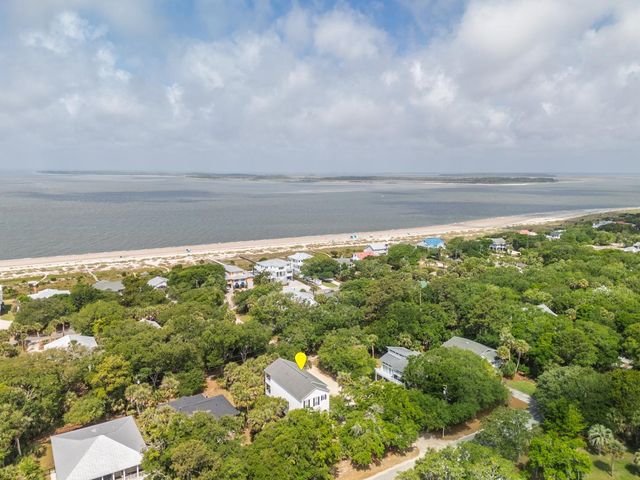 3332 Myrtle Street, Edisto Island, SC 29438