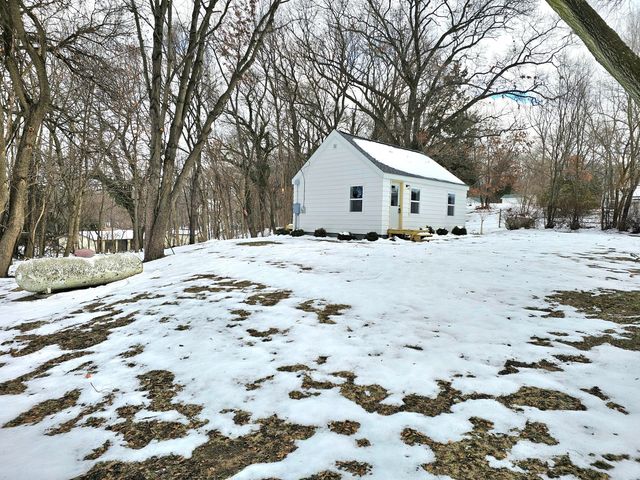 19916 Us-12, White Pigeon Twp, MI 49099