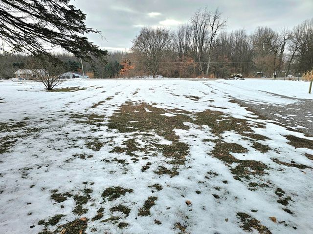 19916 Us-12, White Pigeon Twp, MI 49099