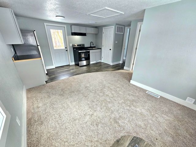 19916 Us-12, White Pigeon Twp, MI 49099