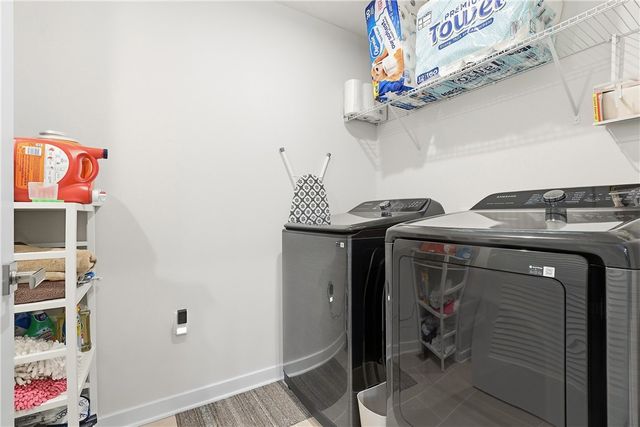 142 Olivia Dr, Center Twp, PA 15061