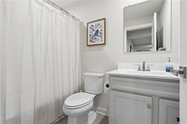 142 Olivia Dr, Center Twp, PA 15061