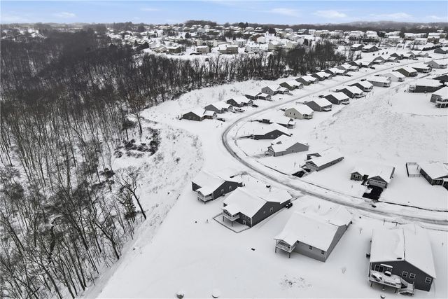 142 Olivia Dr, Center Twp, PA 15061