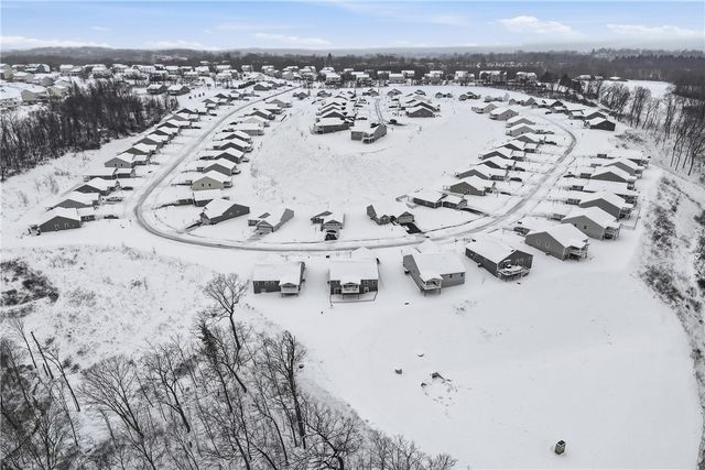 142 Olivia Dr, Center Twp, PA 15061