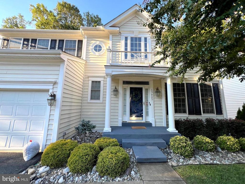 13025 PILGRIMS INN DR, Woodbridge, VA 22193