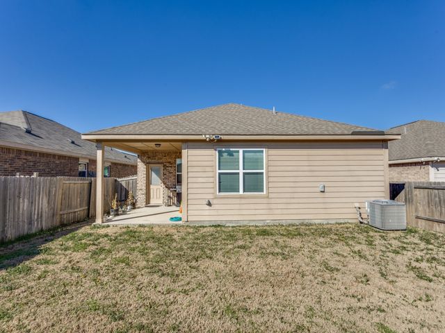 2201 Old Harbor Way, Princeton, TX 75407