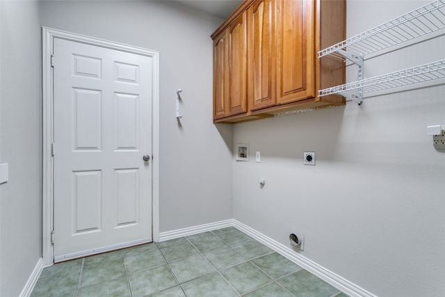 229 Bexar Drive, Lewisville, TX 75067