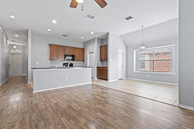 1204 Cedar Cove Place, Royse City, TX 75189