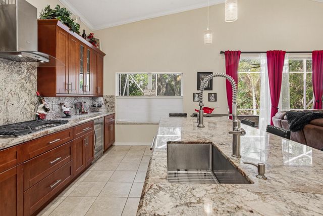 7213 SE Magellan Lane, Stuart, FL 34997