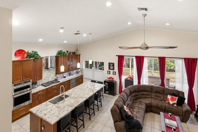 7213 SE Magellan Lane, Stuart, FL 34997