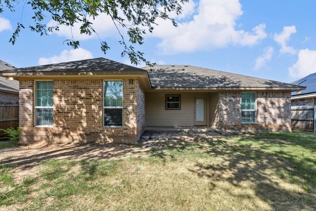 116 Tomahawk Drive, Lacy Lakeview, TX 76705