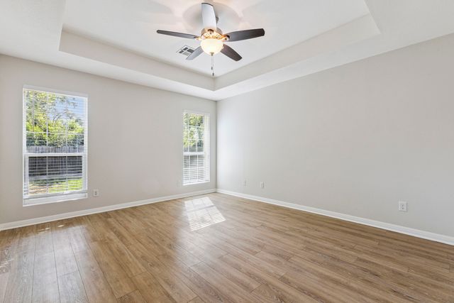 116 Tomahawk Drive, Lacy Lakeview, TX 76705