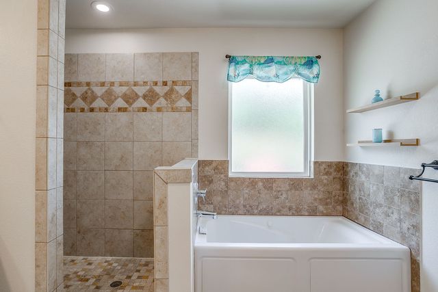 216 Lovers Path Drive, Springtown, TX 76082