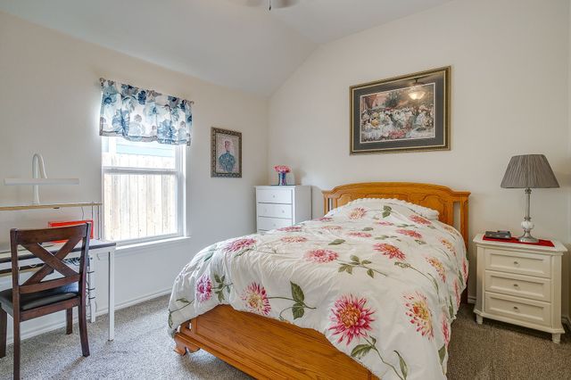 216 Lovers Path Drive, Springtown, TX 76082