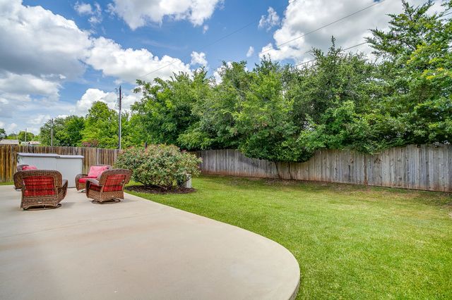 216 Lovers Path Drive, Springtown, TX 76082