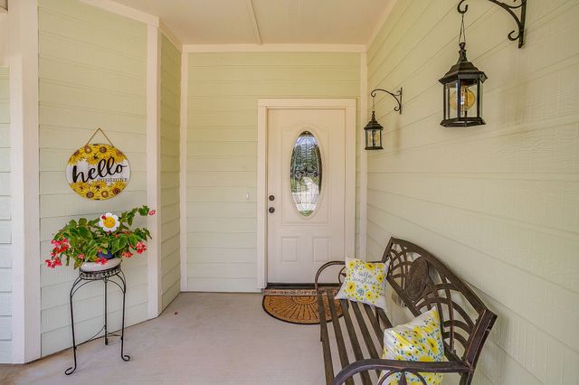216 Lovers Path Drive, Springtown, TX 76082