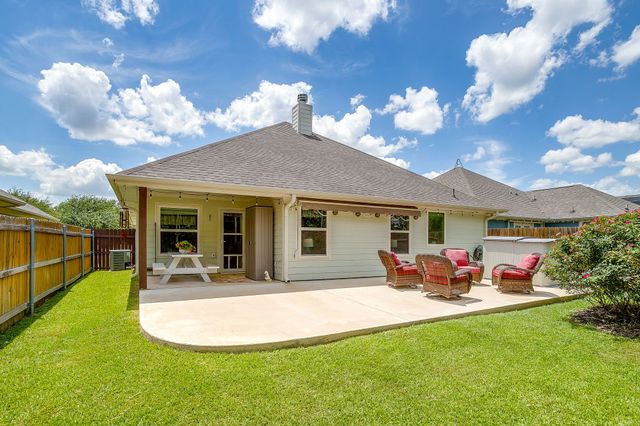 216 Lovers Path Drive, Springtown, TX 76082