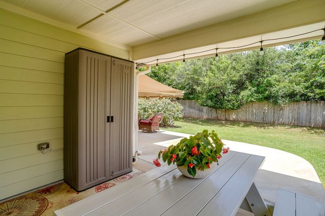 216 Lovers Path Drive, Springtown, TX 76082