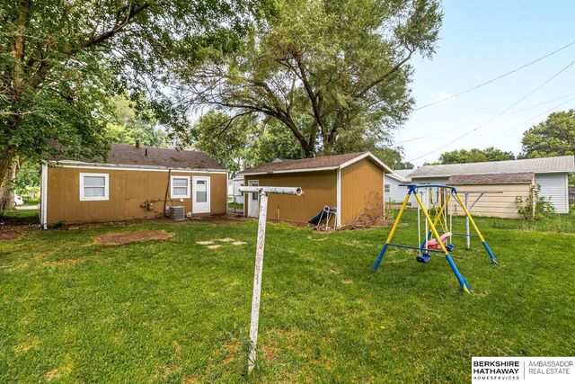 250 Schuyler Avenue, Fremont, NE 68025