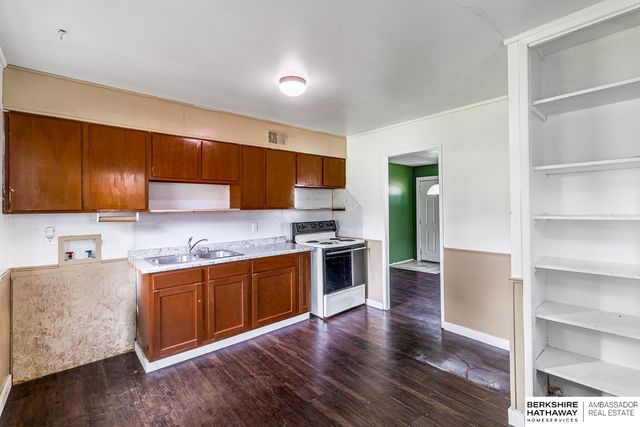 250 Schuyler Avenue, Fremont, NE 68025