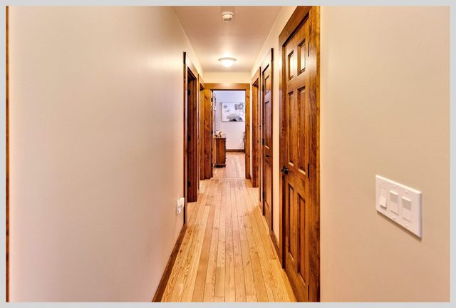 8 Country Lane, Hebron, NH 03241