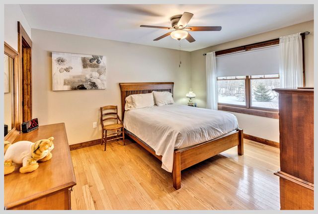 8 Country Lane, Hebron, NH 03241