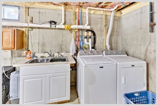 8 Country Lane, Hebron, NH 03241