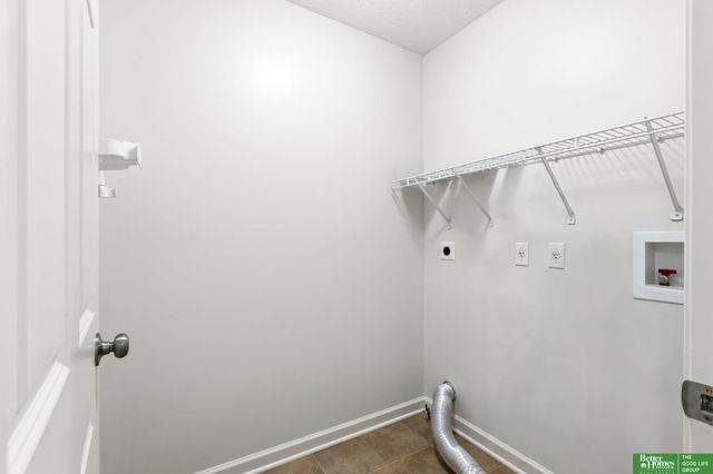 5703 S 160 Street, Omaha, NE 68135