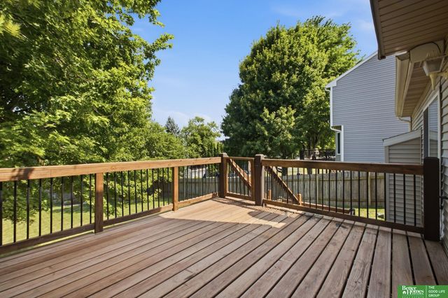5703 S 160 Street, Omaha, NE 68135