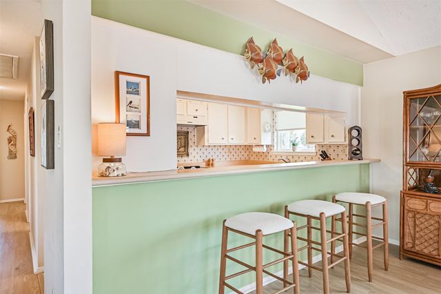 16613 Flamingo Way, Jamaica Beach, TX 77554