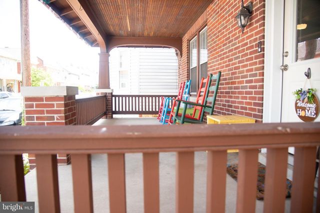 221 LOCUST ST, Hanover, PA 17331