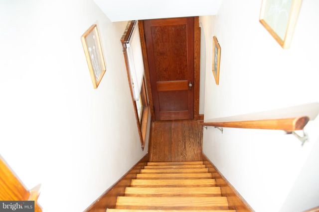 221 LOCUST ST, Hanover, PA 17331