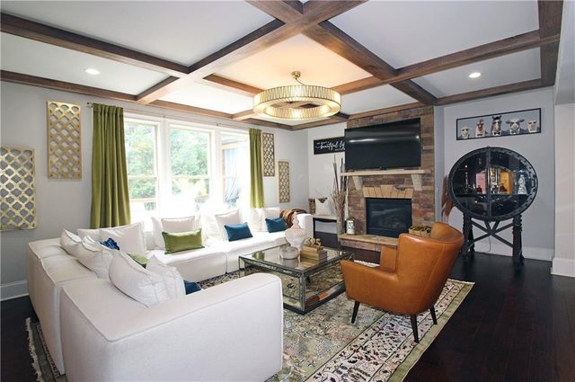 4271 Sierra Creek Court, Hoschton, GA 30548