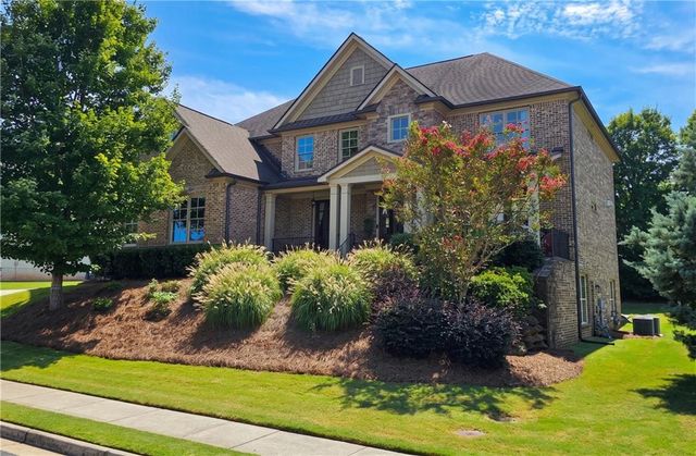 4271 Sierra Creek Court, Hoschton, GA 30548