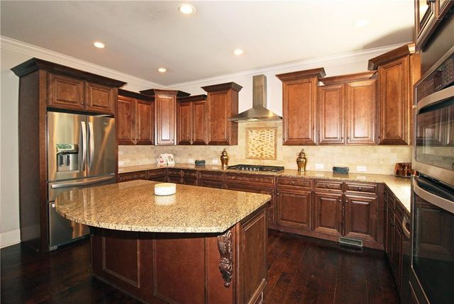 4271 Sierra Creek Court, Hoschton, GA 30548